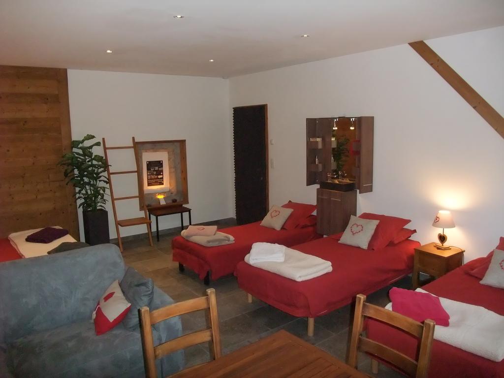 Le Domaine Du Grand Cellier Chambres D'Hotes En Savoie Tournon-sur-Rhône エクステリア 写真