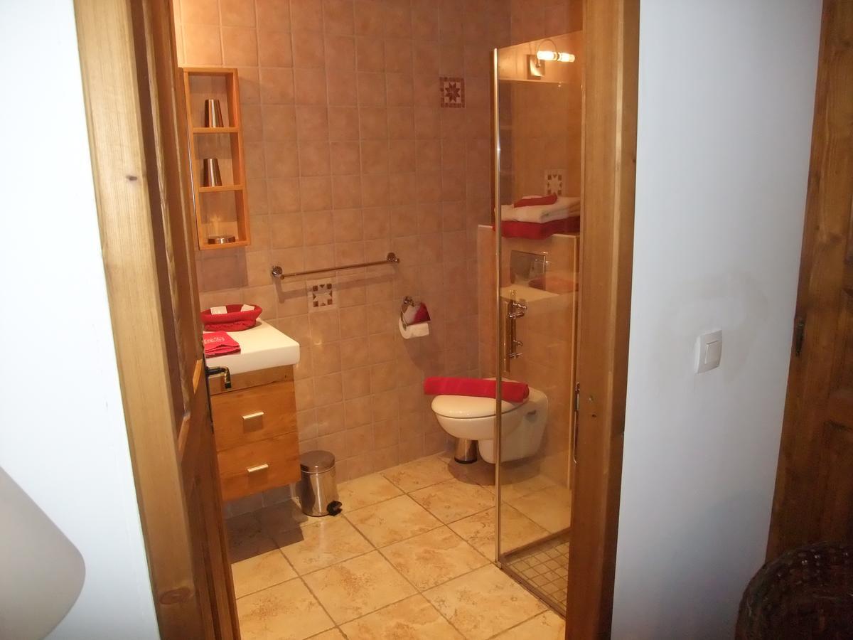Le Domaine Du Grand Cellier Chambres D'Hotes En Savoie Tournon-sur-Rhône エクステリア 写真